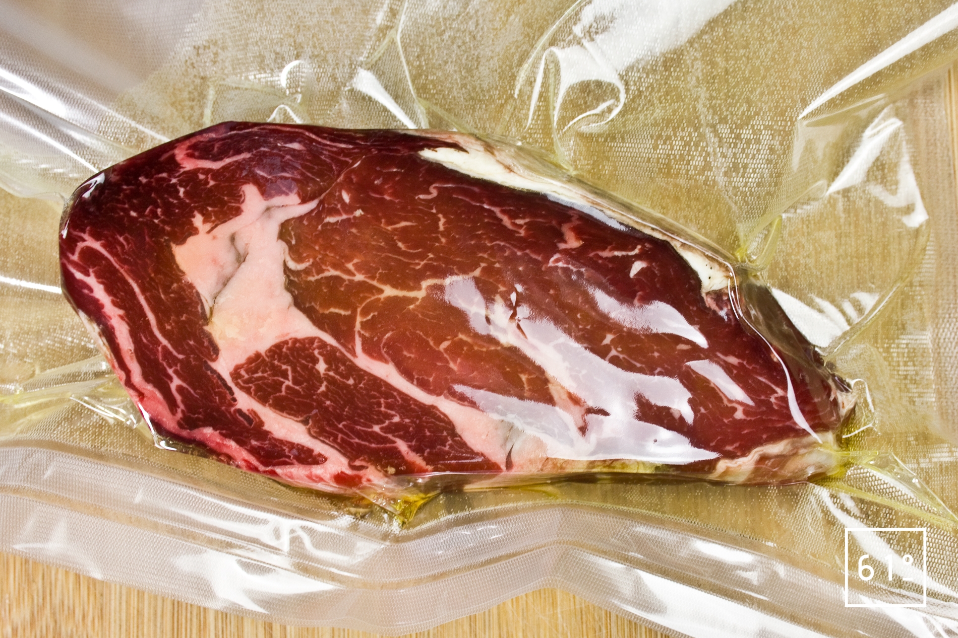 Côte de bœuf maturée 45 jours cuite sous vide Recette 61°Degrés