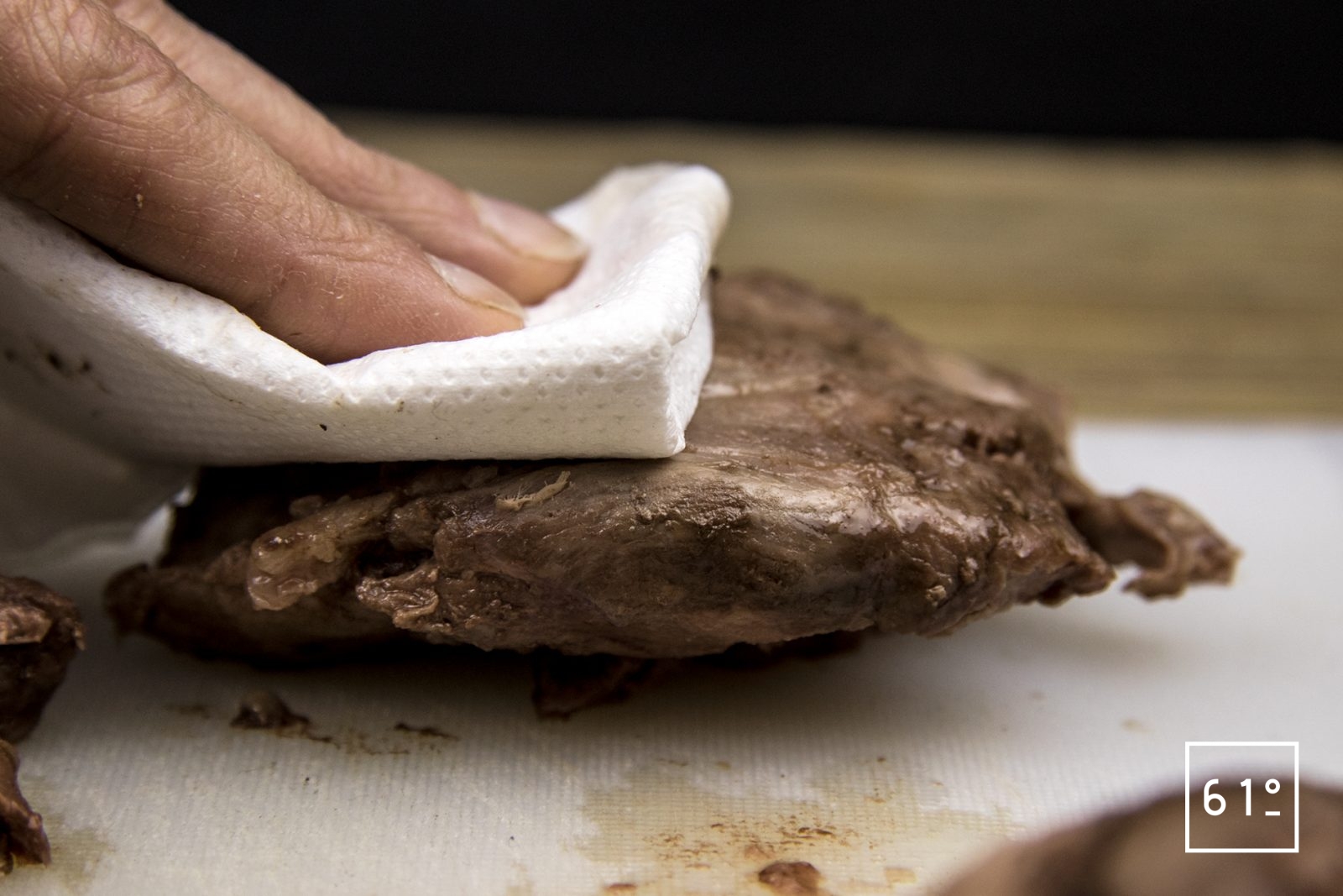 Épaule de sanglier cuite à basse température | Recette | 61°Degrés