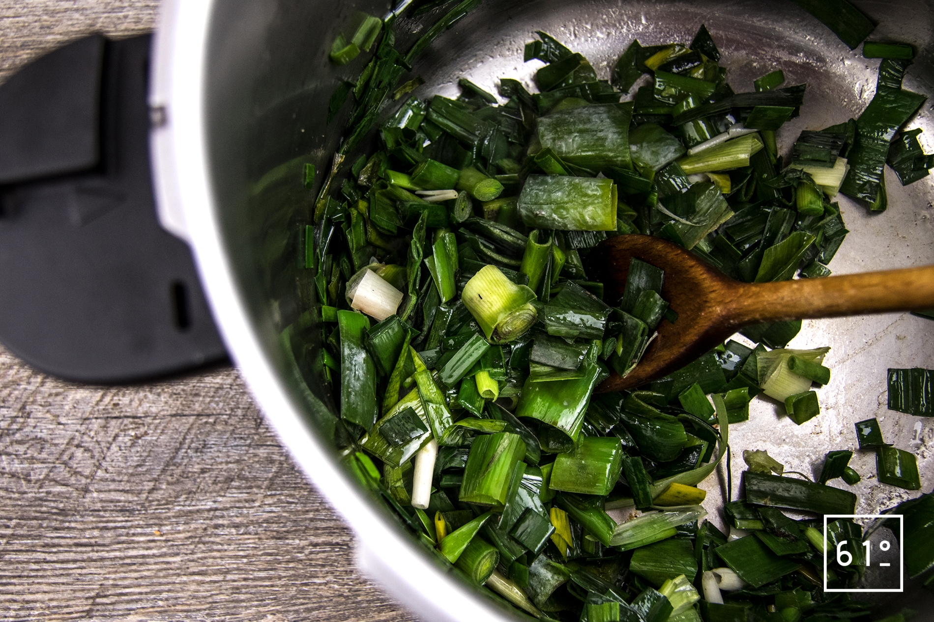 Bouillon d’épluchures de poireaux Recette 61°Degrés