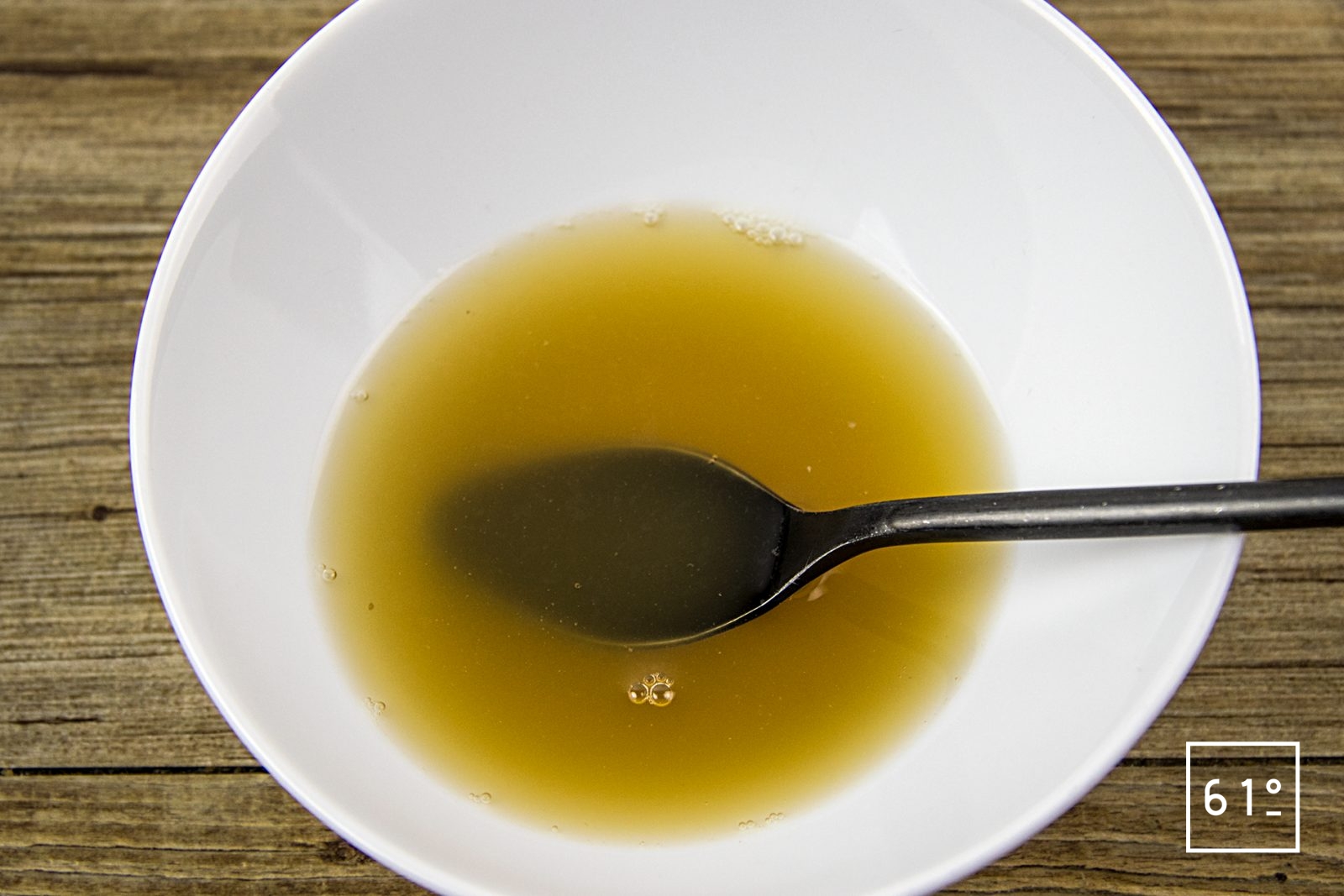 Fumet de tête de poisson et fenouil Recette 61°Degrés