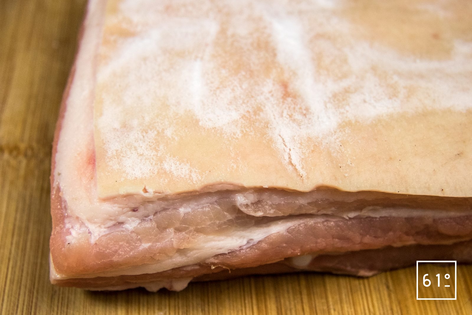 Poitrine de porc croustillante | Recette | 61°Degrés