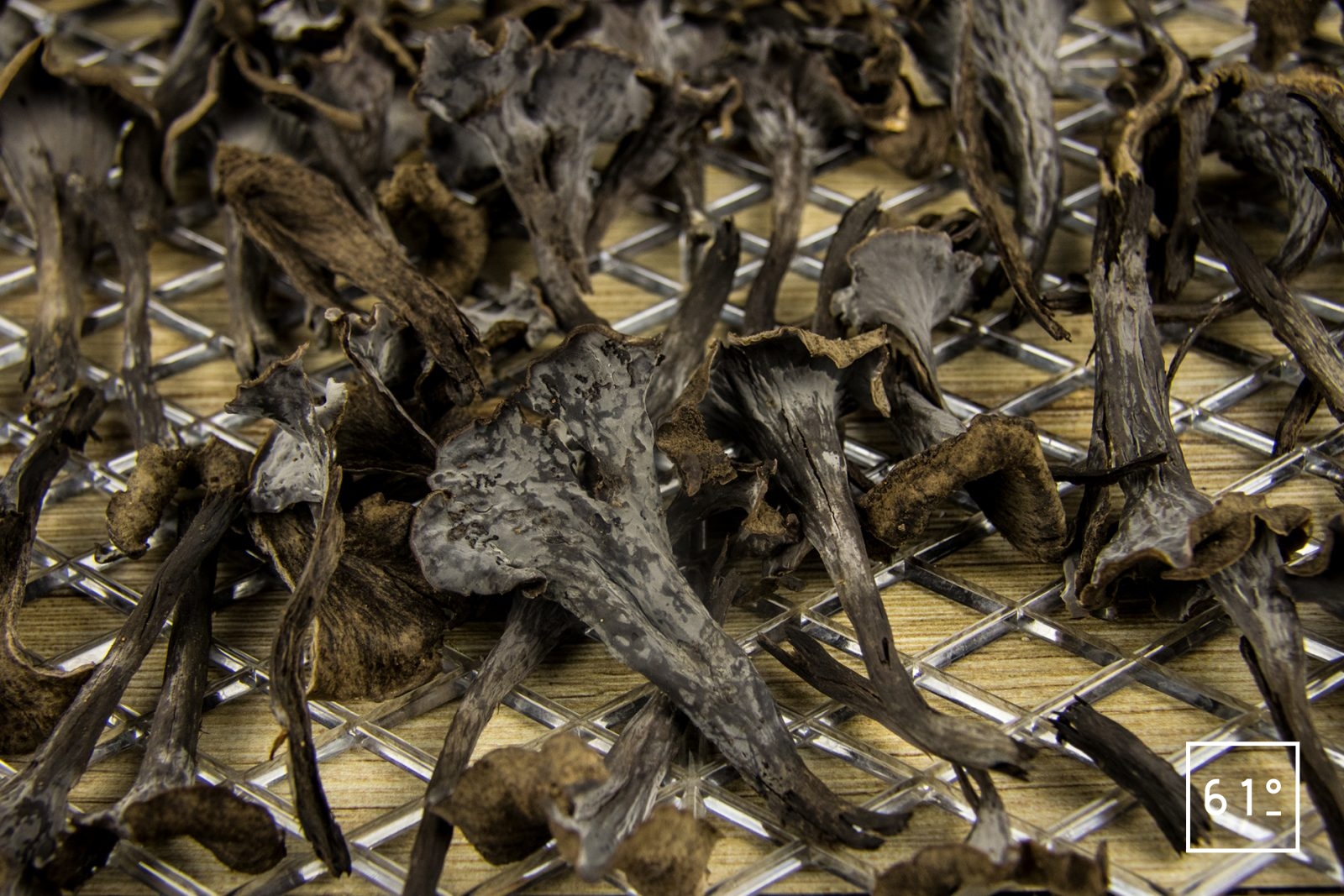 Trompettes des morts séchées Recette 61°Degrés Trompettes des morts séchées Recette 61°Degrés