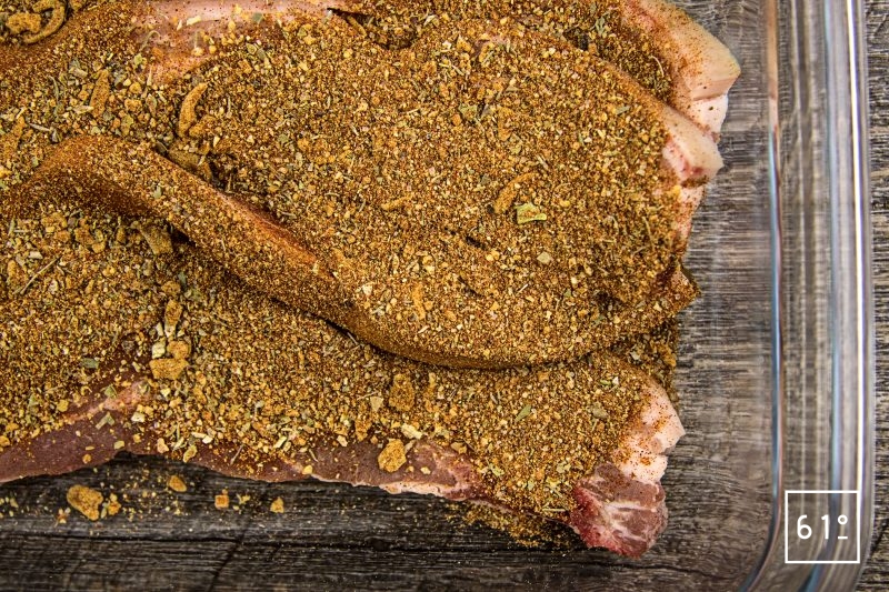 Marinade Tennessee pour porc - frotter avec le mélange d'épices la viande