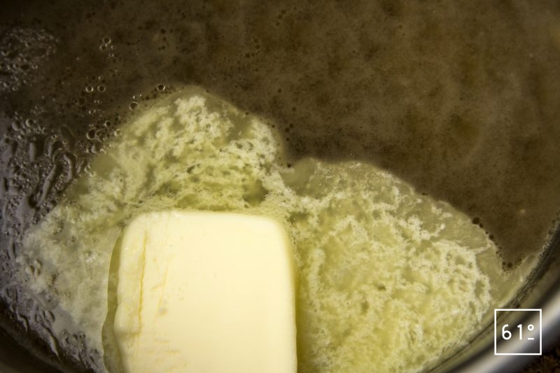 Cassoulet - réduire le bouillon et ajouter le beurre