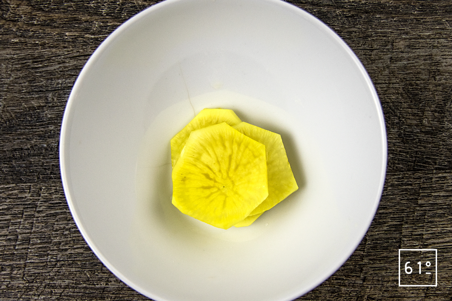 Pickles de radis noir au sel des vikings Recette 61°Degrés