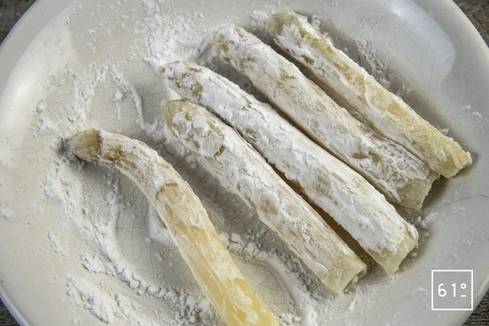 Asperges blanches frites | Recette | 61°Degrés