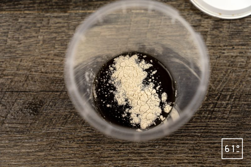 Caviar d'algues fumées - ajouter l'alginate de sodium