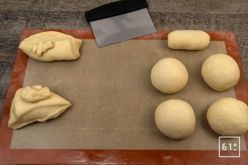 Shokupan - pain de mie japonais - Division et façonnage